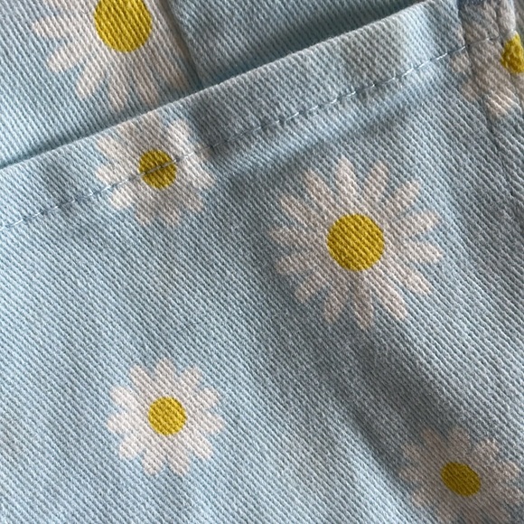 ALTAR'D STATE Jeans | Mila Daisy Flare 2 piece set - Picture 10 of 12